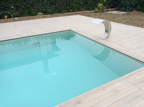 piscine a sfioro