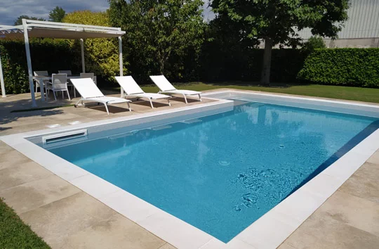 piscine a skimmer