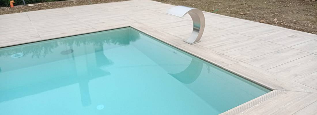 Piscine a sfioro